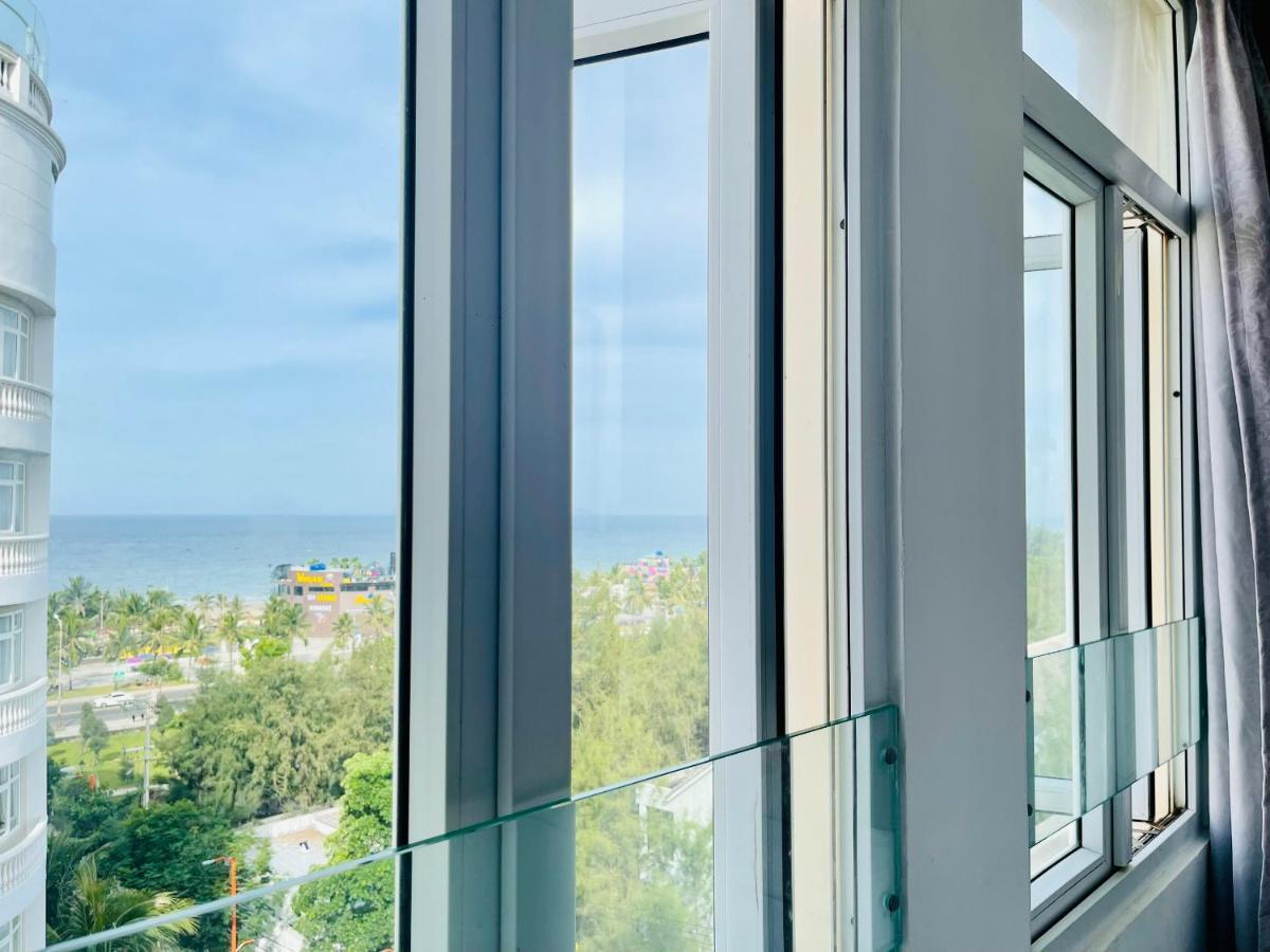 Queen Palace Sea View Hotel Da Nang Exteriör bild