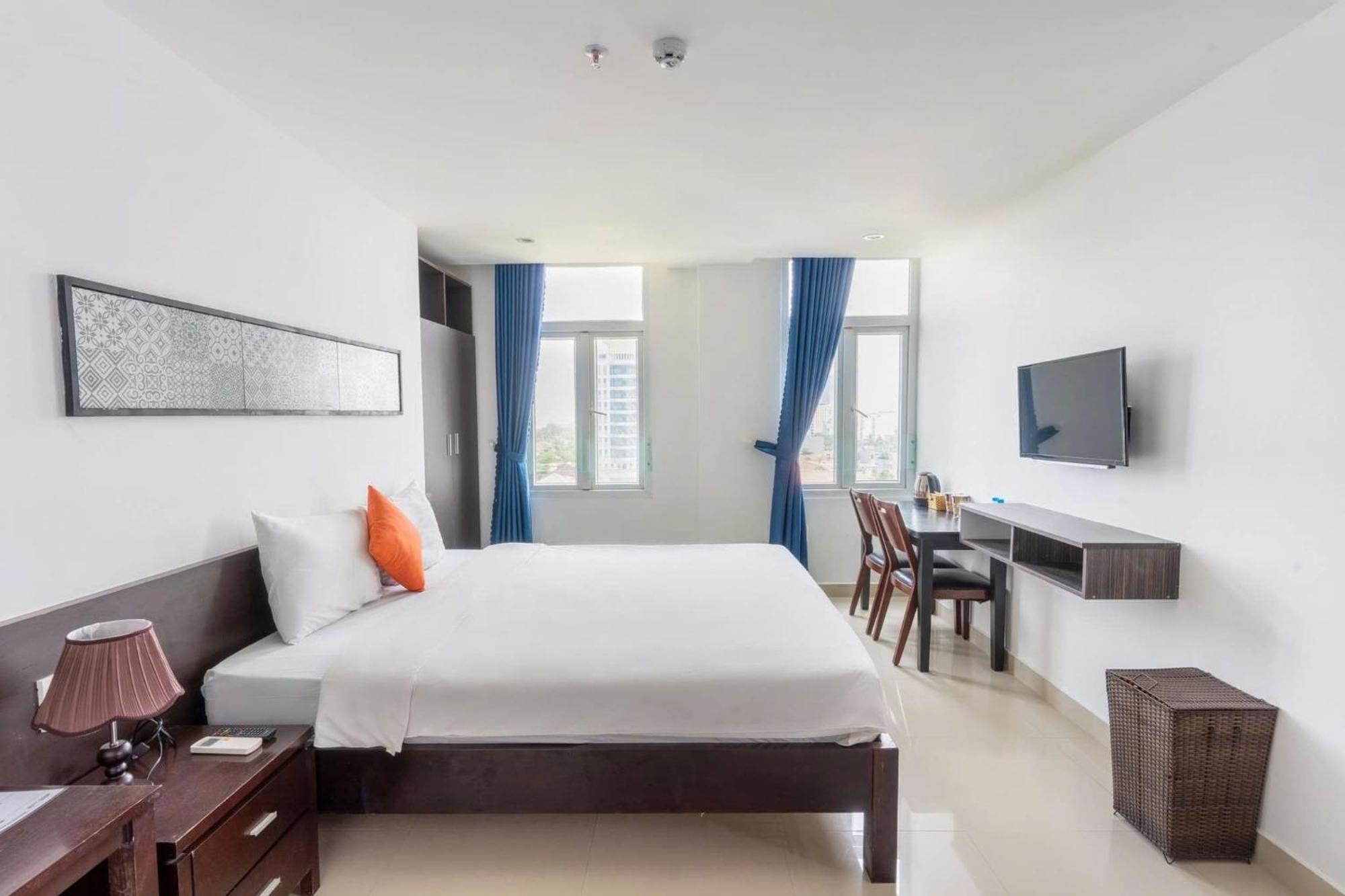 Queen Palace Sea View Hotel Da Nang Exteriör bild